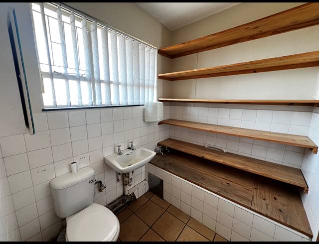 69M² OFFICE FOR SALE IN NELSPRUIT EXT 2